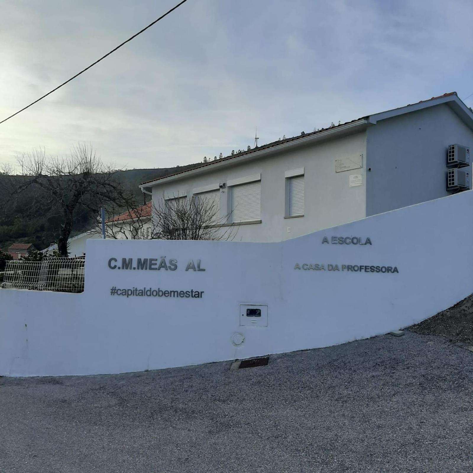팜필료자 다 세하 Casas Da Escola - "A Escola" - Meas 빌라 외부 사진
